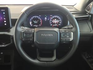 Toyota Hilux 2.8GD-6 double cab Legend - Image 8