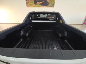 Toyota Hilux 2.8GD-6 double cab Legend - Image 20