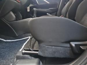 Suzuki Swift 1.2 GL+ manual - Image 17