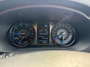 Toyota Hilux 2.8GD-6 double cab Legend auto - Image 11