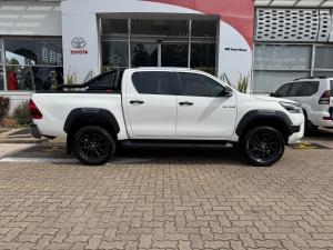 Toyota Hilux 2.8GD-6 double cab Legend auto - Image 3