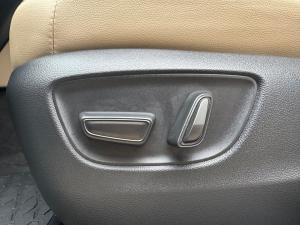 Toyota Land Cruiser Prado 2.8GD VX-L - Image 18