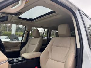 Toyota Land Cruiser Prado 2.8GD VX-L - Image 20