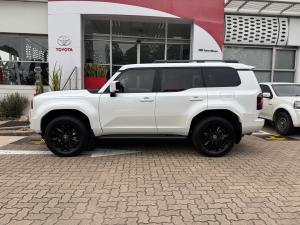 Toyota Land Cruiser Prado 2.8GD VX-L - Image 24