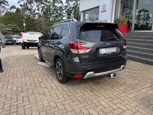 Subaru Forester 2.0i S ES - Image 22