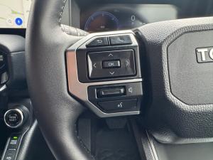 Toyota Land Cruiser Prado 2.8GD VX-L - Image 9