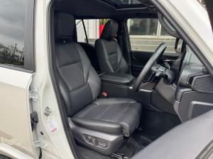 Toyota Land Cruiser Prado 2.8GD VX-L - Image 16