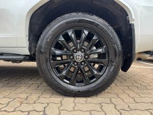 Toyota Land Cruiser Prado 2.8GD VX-L - Image 21