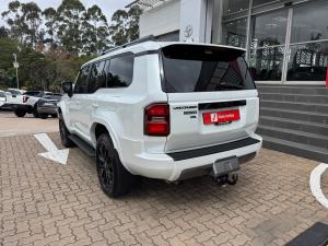 Toyota Land Cruiser Prado 2.8GD VX-L - Image 23