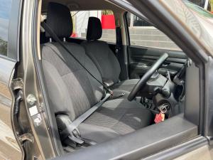 Toyota Rumion 1.5 SX manual - Image 15