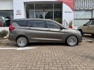 Toyota Rumion 1.5 SX manual - Image 3