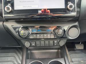 Toyota Hilux 2.8GD-6 double cab Legend 55 - Image 14