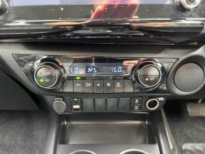 Toyota Hilux 2.8GD-6 double cab Raider auto - Image 15