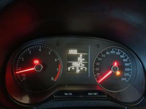 Volkswagen Polo GP 1.4 Comfortline - Image 13