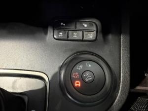 Ford Everest 2.0Bi-Turbo 4WD Limited - Image 25