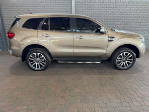 Ford Everest 2.0Bi-Turbo 4WD Limited - Image 7