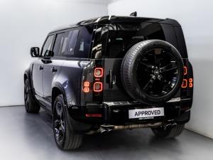Land Rover Defender 110 V8 - Image 3