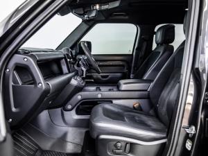 Land Rover Defender 110 V8 - Image 9