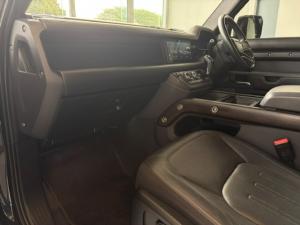 Land Rover Defender 110 D300 X - Image 10