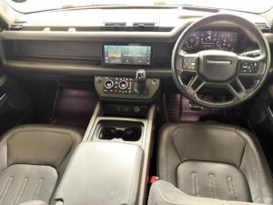 Land Rover Defender 110 D300 X - Image 7