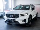 Thumbnail Volvo XC40 B4 Plus Dark