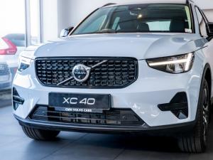 Volvo XC40 B4 Plus Dark - Image 4