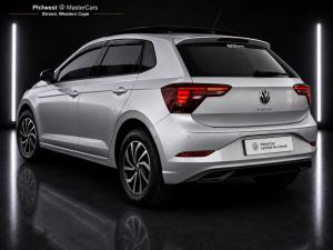Volkswagen Polo hatch 1.0TSI Life manual - Image 3