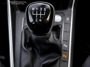 Volkswagen Polo hatch 1.0TSI Life manual - Image 9