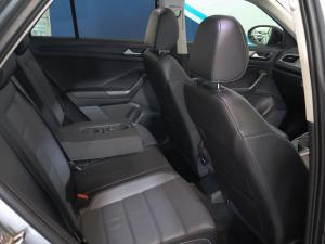 Volkswagen T-Roc 1.4TSI Design - Image 15