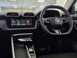 MG ZS Pro 1.5T Comfort - Image 12