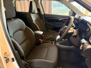 Toyota Urban Cruiser 1.5 XR auto - Image 14