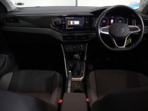 Volkswagen Polo hatch 1.0TSI Life manual - Image 8