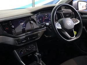 Volkswagen Polo hatch 1.0TSI Life auto - Image 15