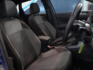 Volkswagen Polo hatch 1.0TSI R-Line - Image 9