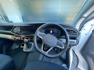 Volkswagen Caravelle 2.0BiTDI Highline 4Motion - Image 4