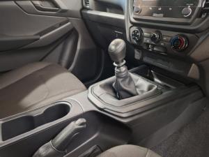 Isuzu D-Max 1.9TD single cab L manual - Image 7