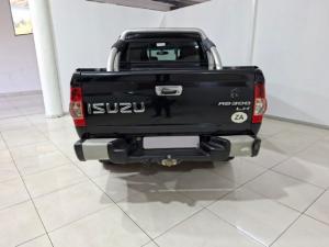 Isuzu KB 300D-Teq double cab LX - Image 5