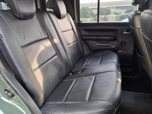 Suzuki Jimny 1.5 GLX AllGrip 5-door manual - Image 9
