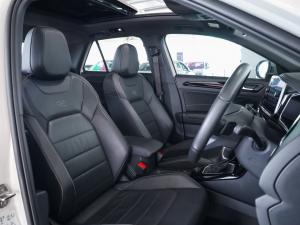 Volkswagen T-Roc 2.0TSI 4Motion R-Line - Image 15
