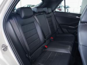 Volkswagen T-Roc 2.0TSI 4Motion R-Line - Image 17