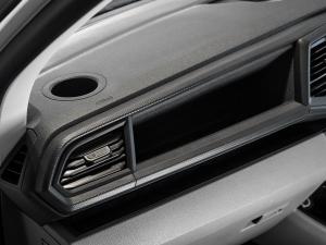 Volkswagen Transporter 2.0TDI Kombi SWB Trendline auto - Image 24