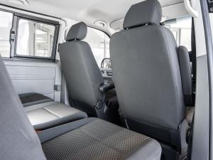 Volkswagen Transporter 2.0TDI Kombi SWB Trendline auto - Image 27
