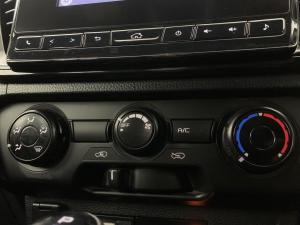 Isuzu D-MAX 1.9 Ddi HR X-RIDER automatic D/C - Image 13