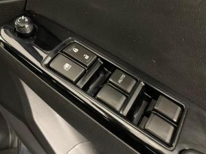 Isuzu D-MAX 1.9 Ddi HR X-RIDER automatic D/C - Image 18