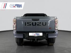 Isuzu D-MAX 1.9 Ddi HR X-RIDER automatic D/C - Image 6