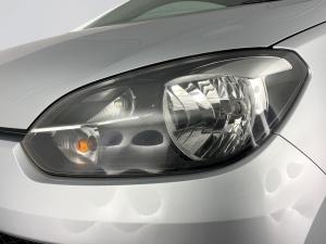 Volkswagen Take UP! 1.0 3-Door - Image 3