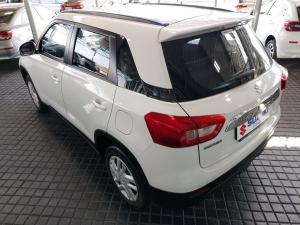 Suzuki Vitara Brezza 1.5 GL - Image 5