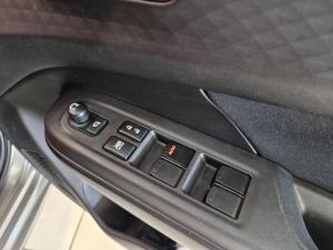 Suzuki Swift 1.2 GL - Image 12