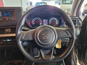 Suzuki Swift 1.2 GL - Image 16