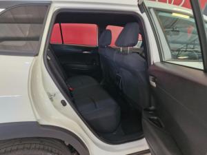 Toyota Corolla Cross 1.8 Xi - Image 13